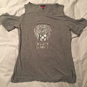 Vince Camuto knight cold shoulder T-Shirt